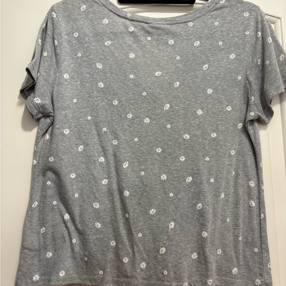 ELF Gray Tie-Front Short Sleeve Tee - Picture 4 of 5